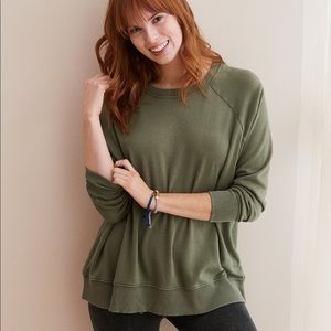 Aerie olive green pull over sweatshirt